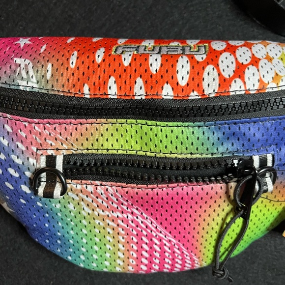 Forever 21 FUBU Multi Color Mesh NWT Cross Body Fanny Pack - Picture 7 of 11